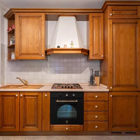 La Dimora Del Borgo 리에르나