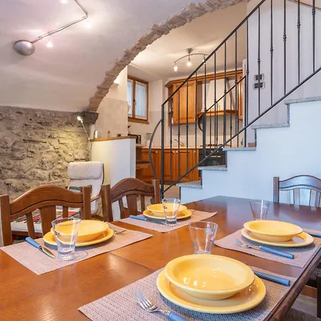 La Dimora Del Borgo Ferienhaus *
