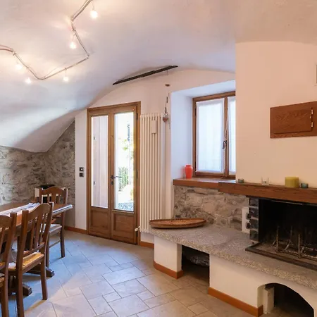 La Dimora Del Borgo Hébergement de vacances Lierna